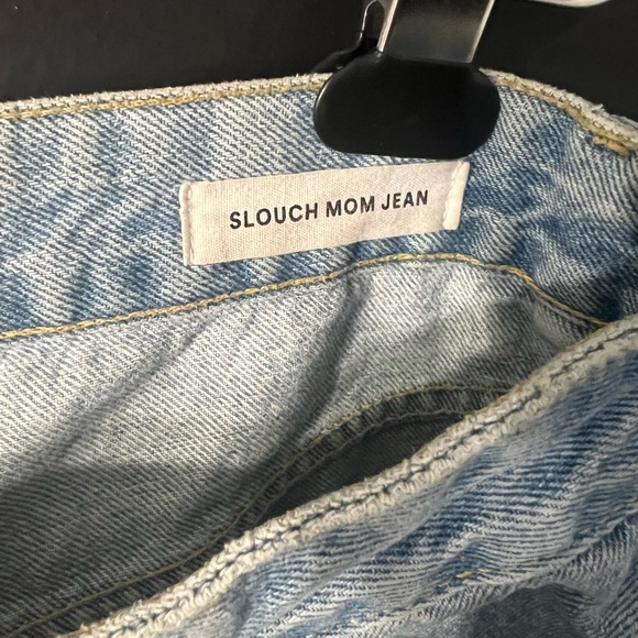 Cotton On slouchy mom barrel jeans - Picture 3 of 5